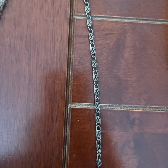 Elegant Black Crochet Shoulder Bag - Picture 4 of 7